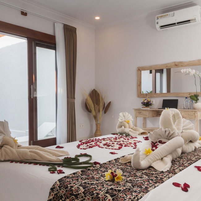 Maisaba Seminyak Loft & Villas - Master Bedroom