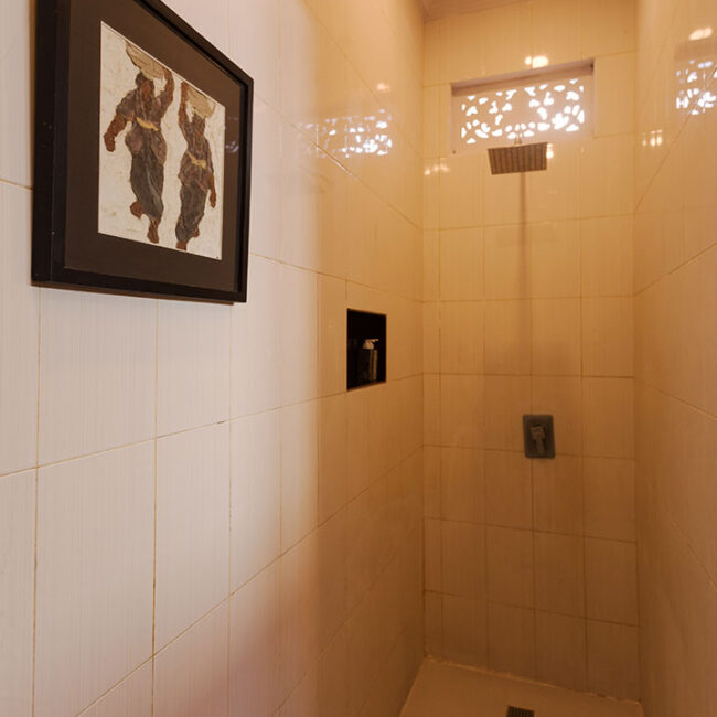 Maisaba Seminyak Loft & Villas - 2nd Bathroom